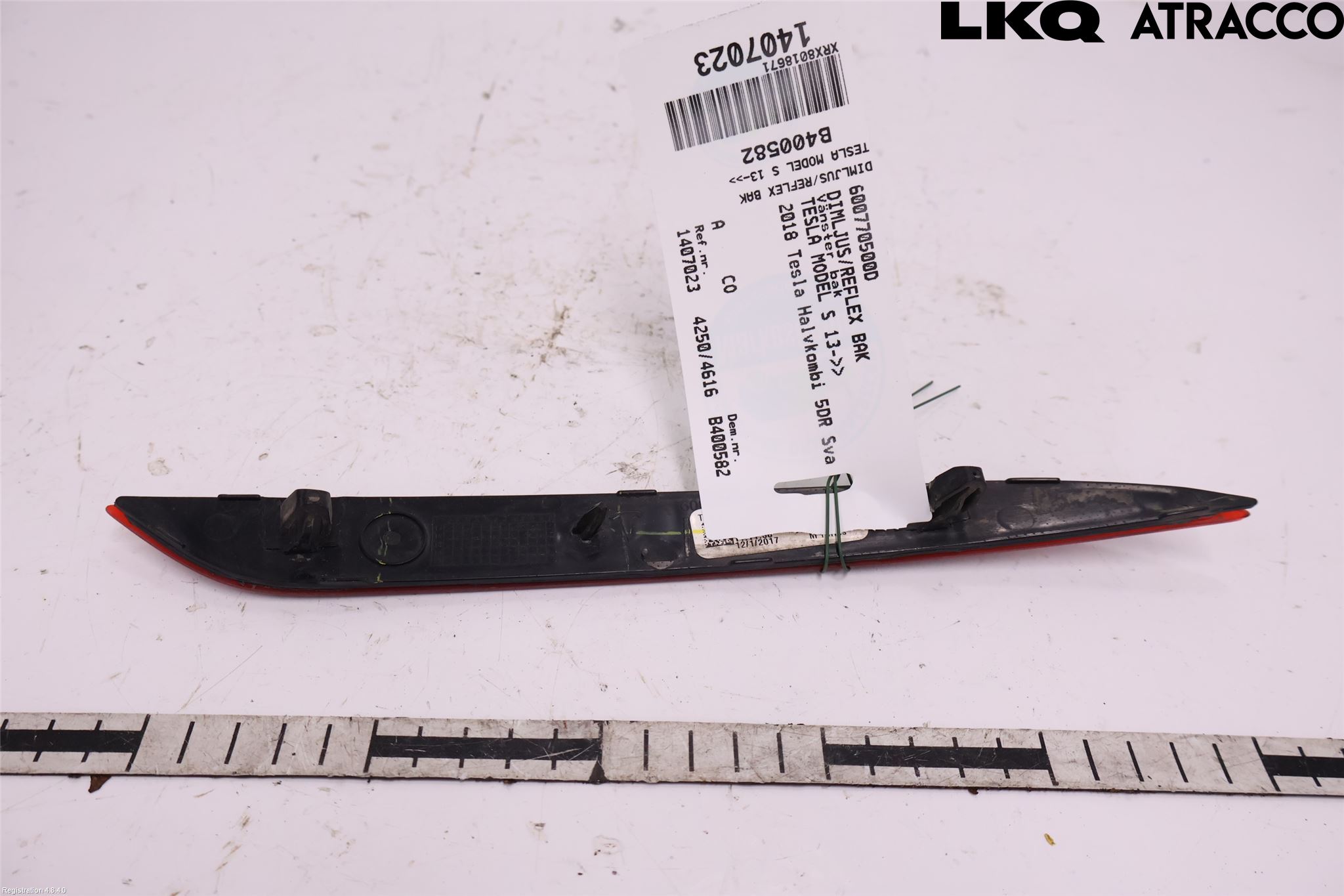 Tesla MODEL S 13- Dimljus/Reflex Bak