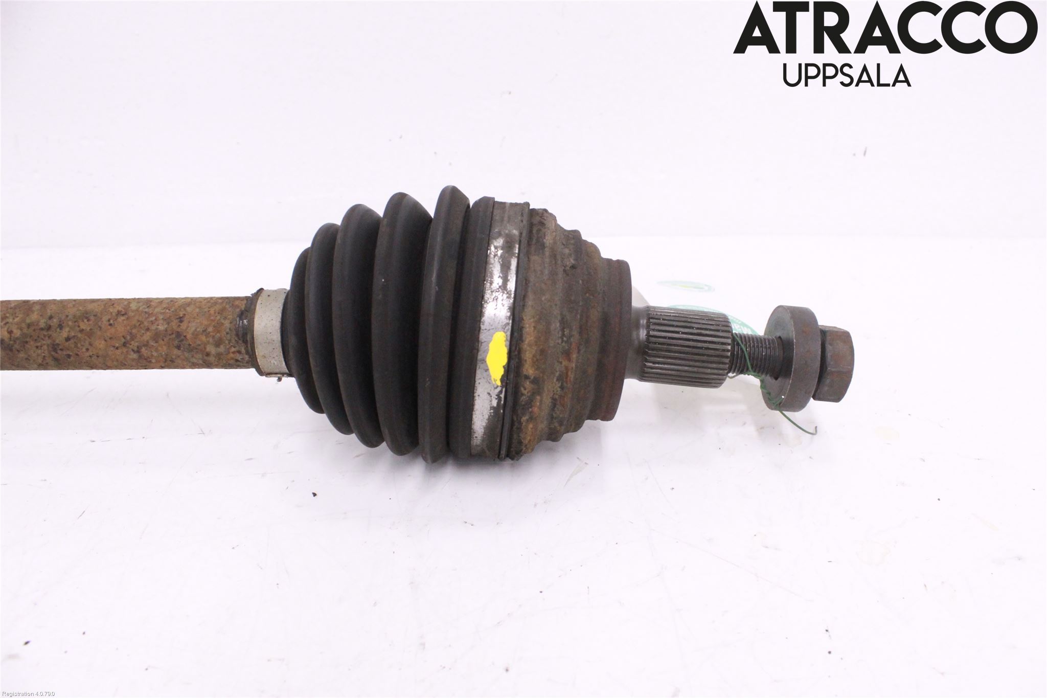 Volkswagen VW GOLF V 04-09 Drivaxel Fram Vänster