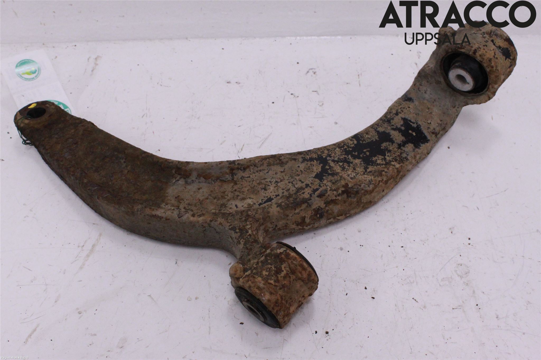 Volkswagen VW TRANSP/CARAVELLE (T5) 04-15 Bärarm Fram Undre Hö