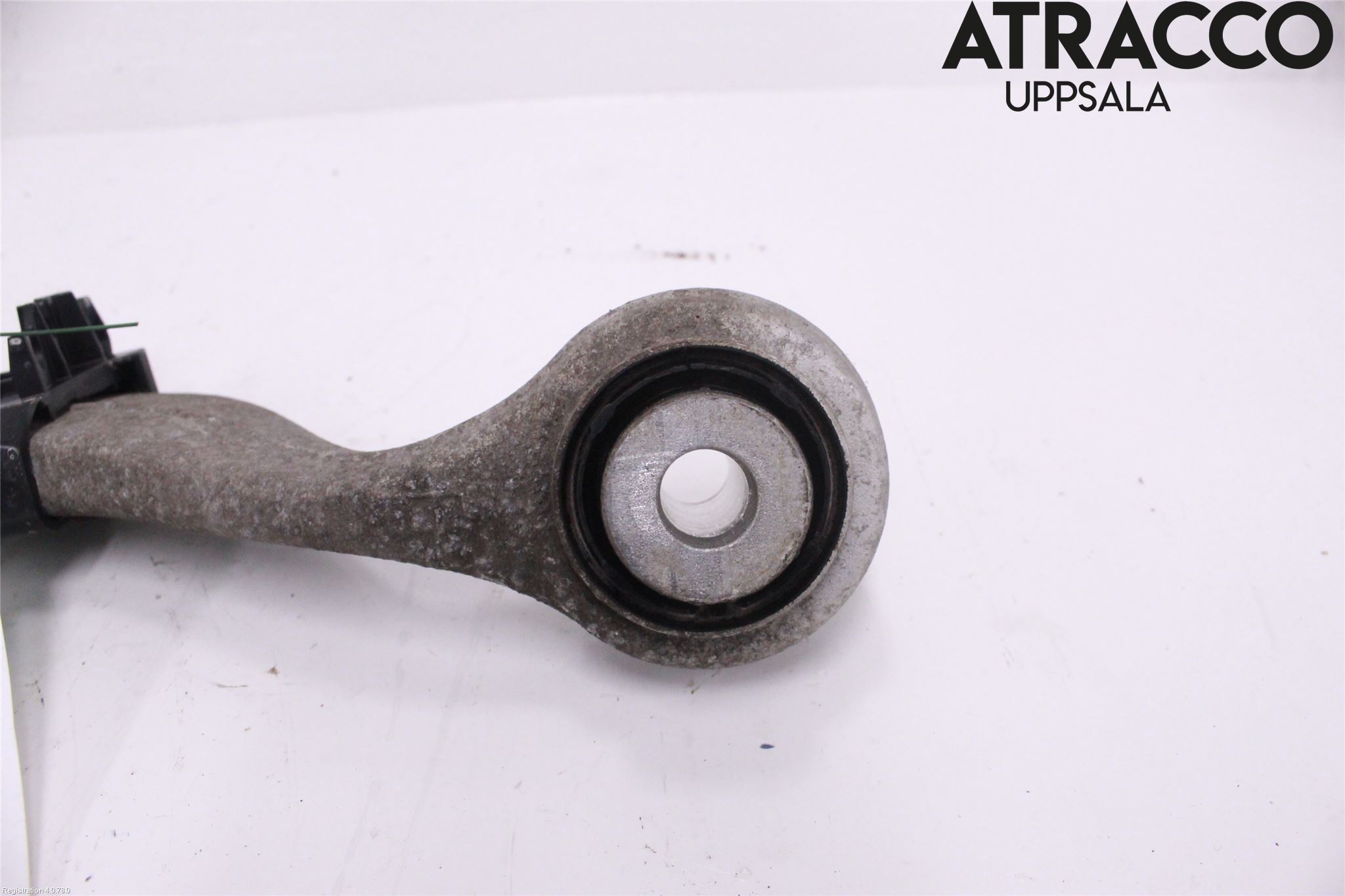 BMW 5 G30/G31/F90 17-23 Bärarm Bak Övre Höger