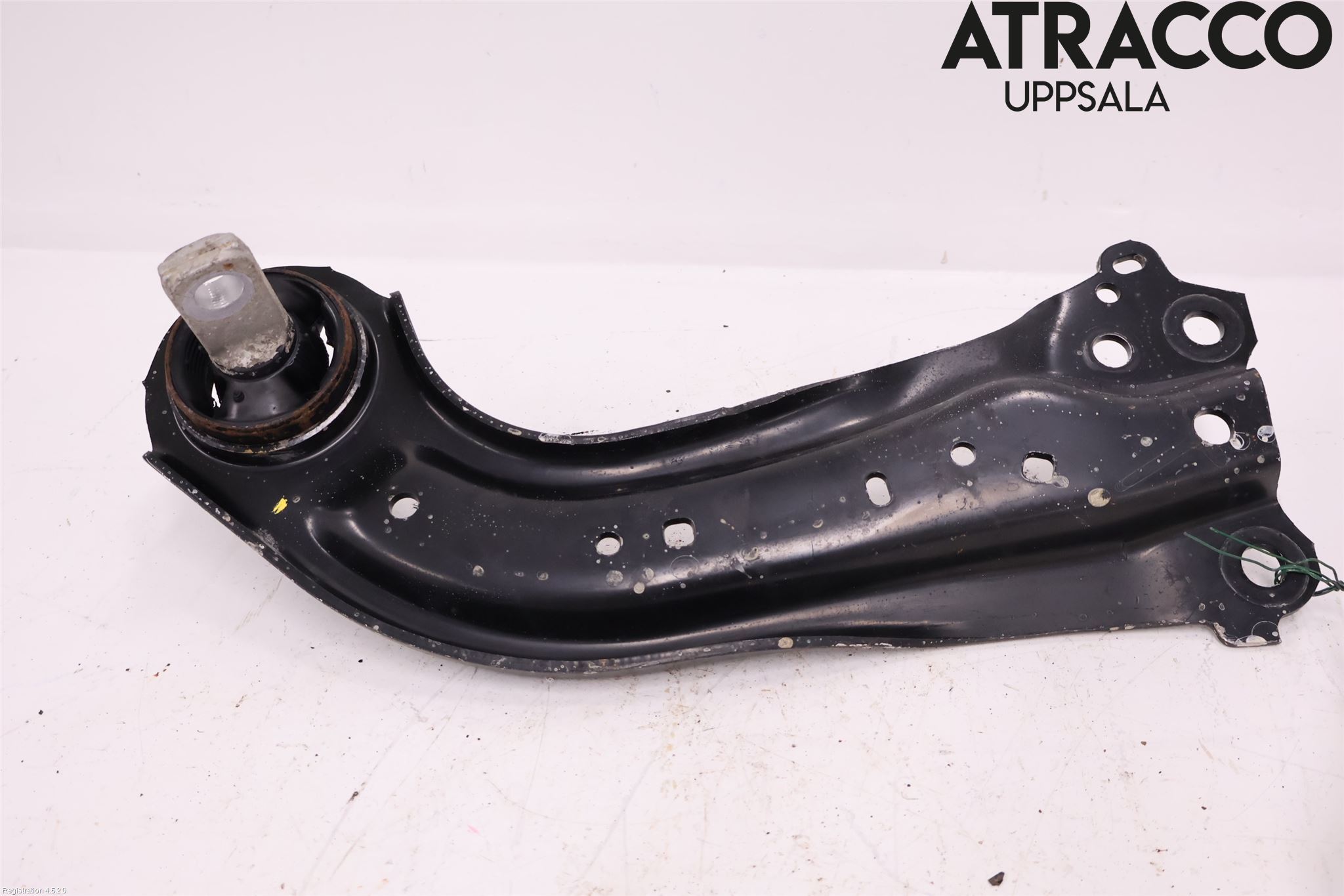 Toyota RAV4 19- Bärarm Bak Höger