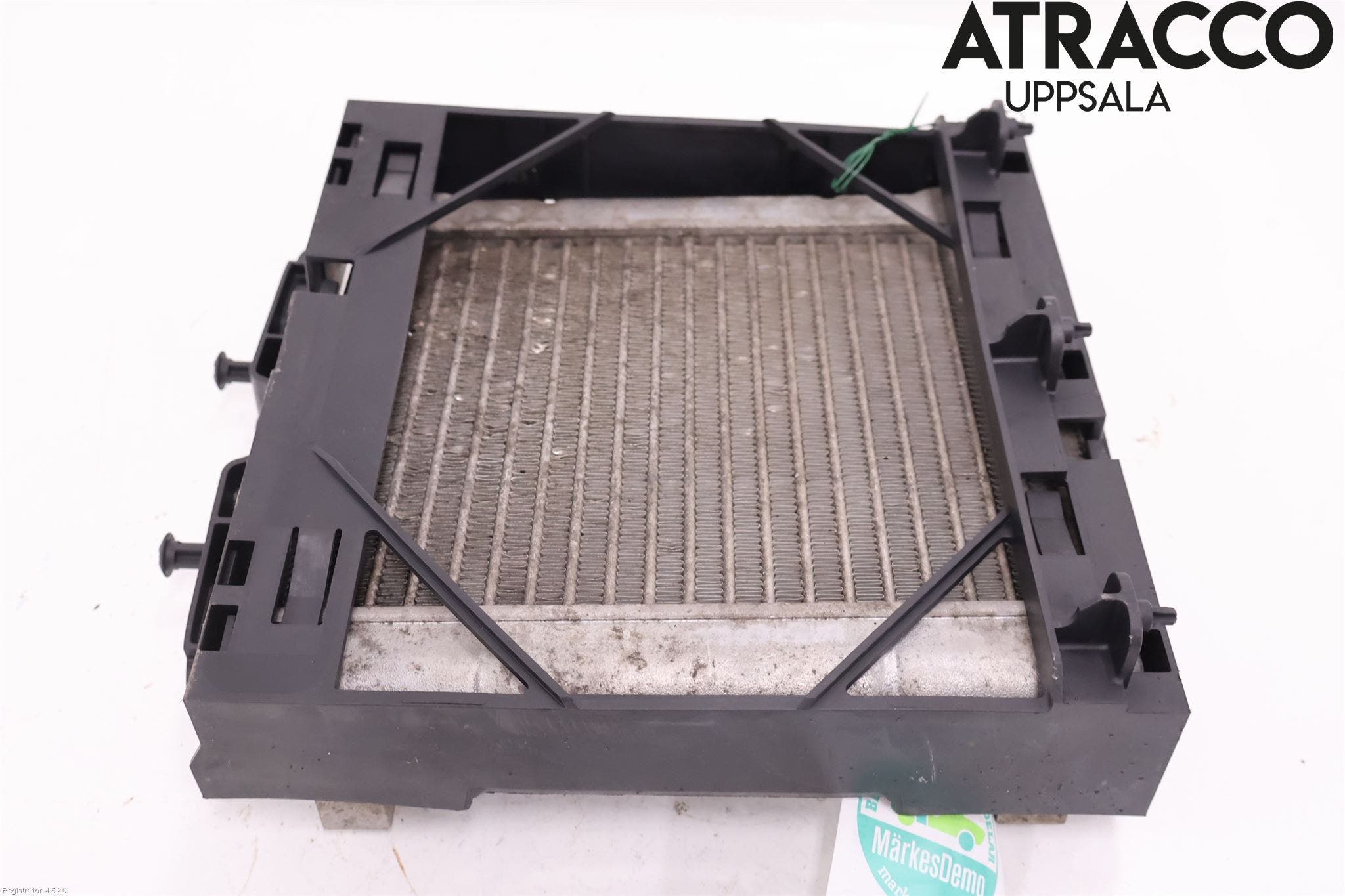 BMW 5 F10/F11/F18 09-17 Oljekylare Motor