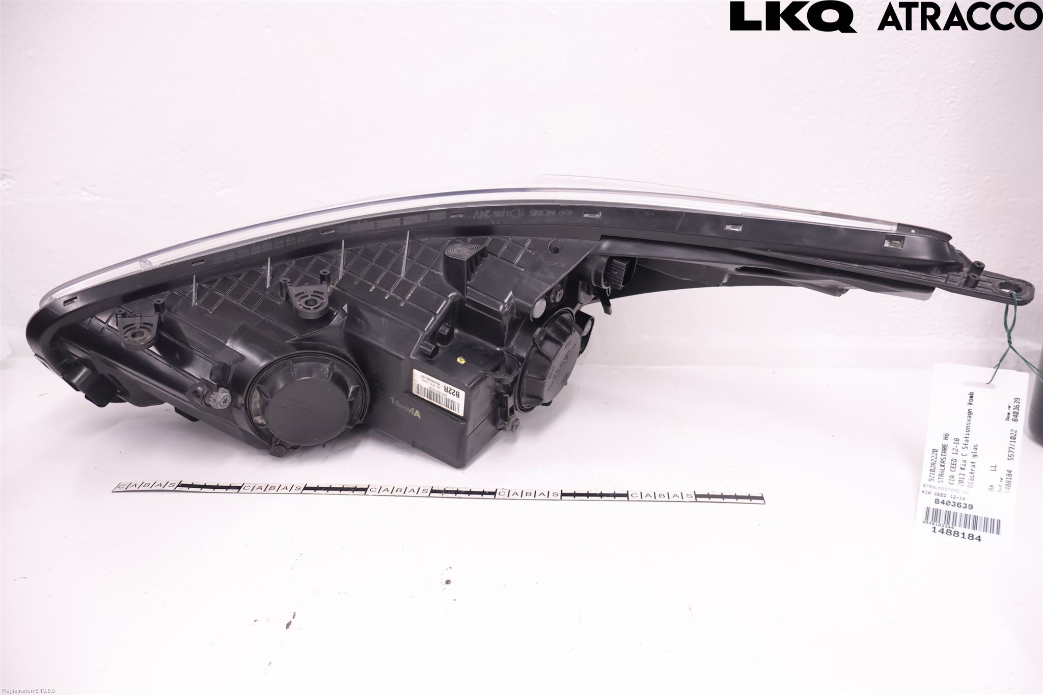 Kia CEED 12-18 Strålkastare Höger