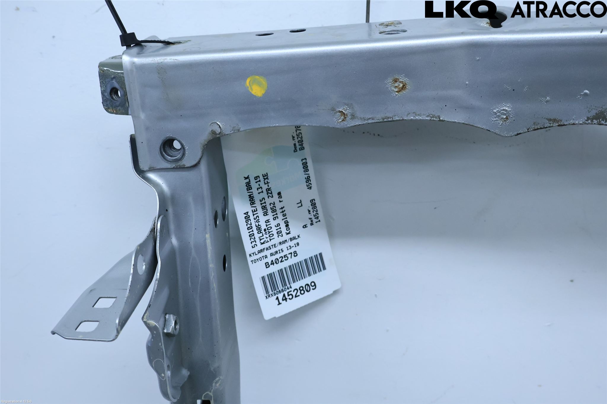 Toyota AURIS 13-19 Kylarfäste-Ram-Balk