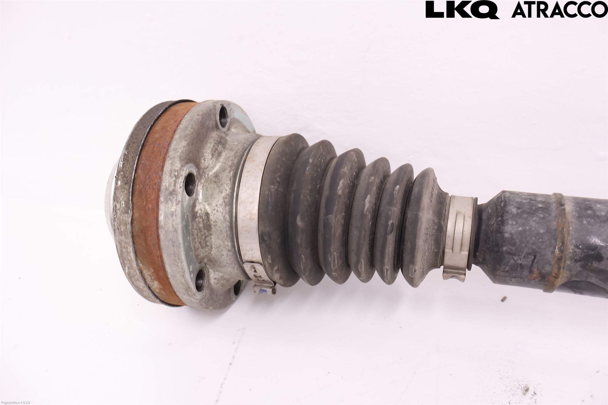 Volkswagen VW PASSAT 11-14 Drivaxel Fram Höger