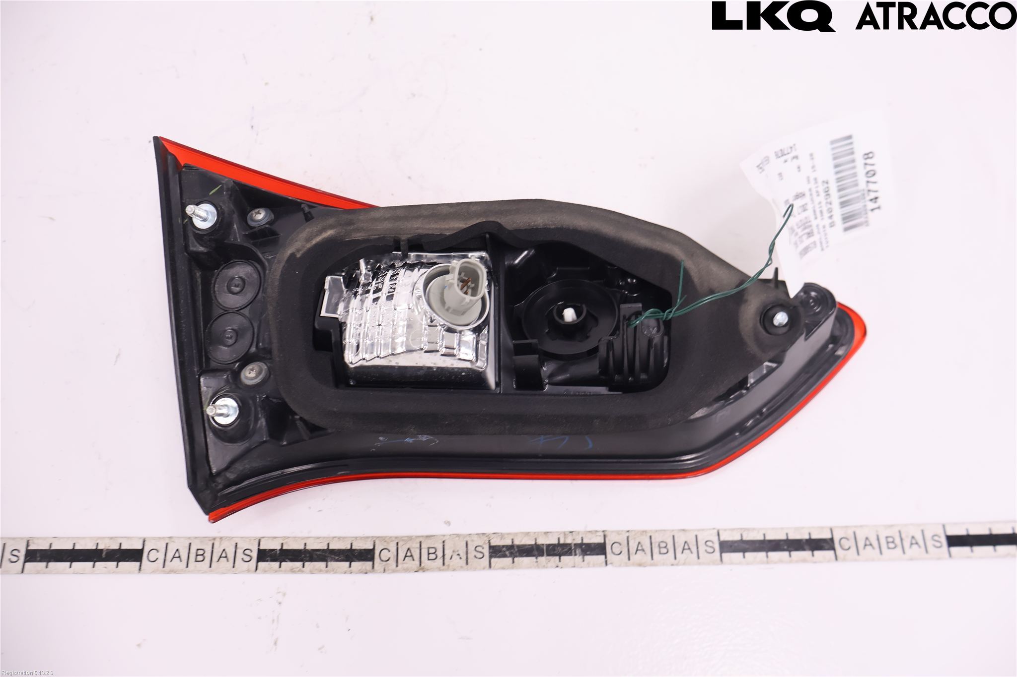 Toyota YARIS XP130 15-20 Bakljus Lucka Hö