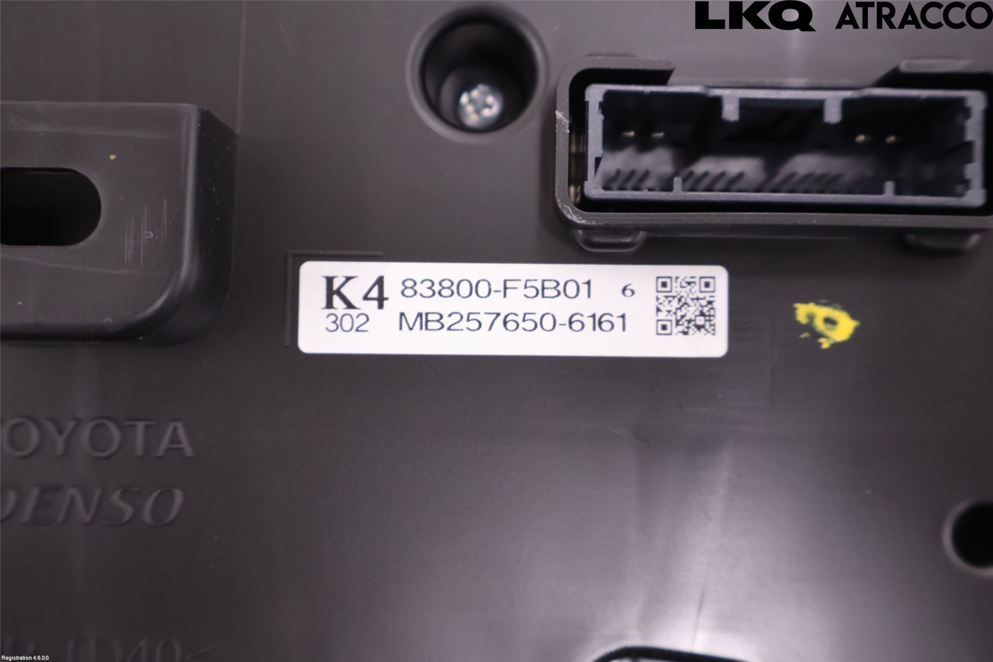 Toyota YARIS CROSS XP21 21- Instrument Komb