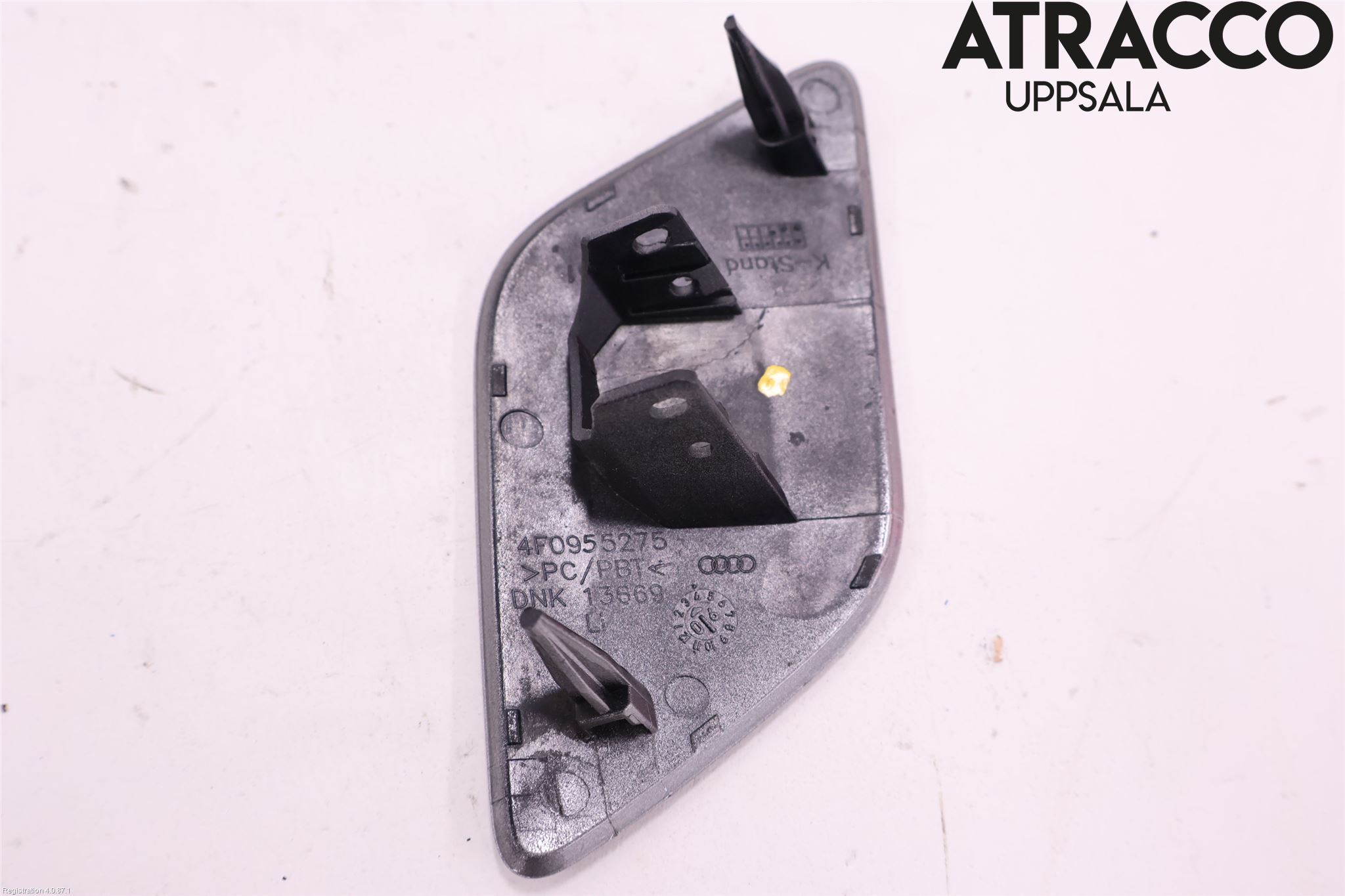 Audi A6/S6     05-11 Spolarmunstycke Strålkastare