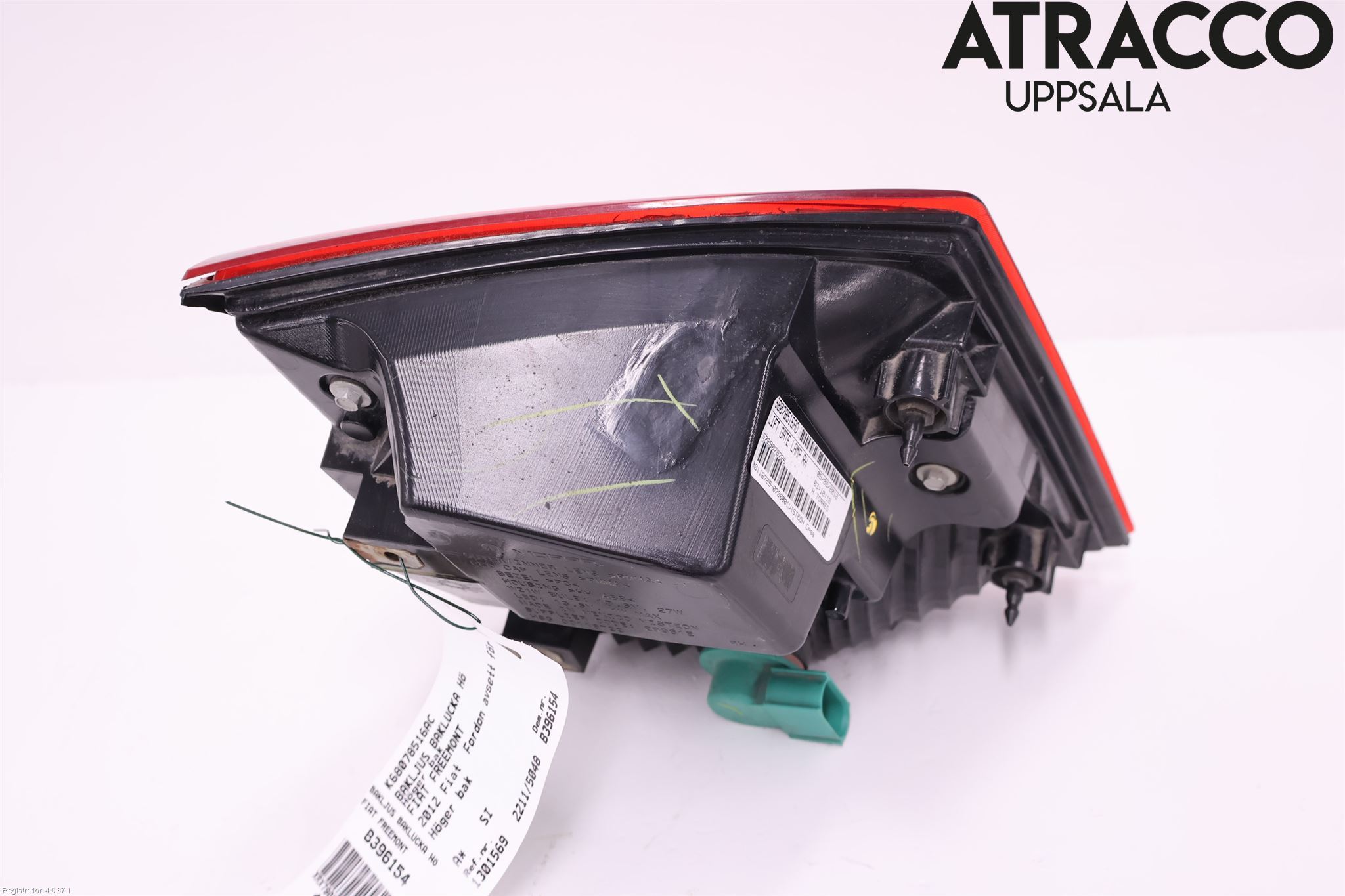 Fiat FREEMONT Bakljus Lucka Hö