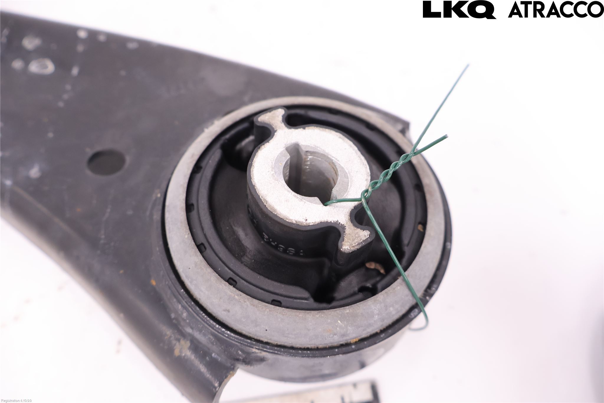 Ford FOCUS 19- Bärarm Fram Undre Vä