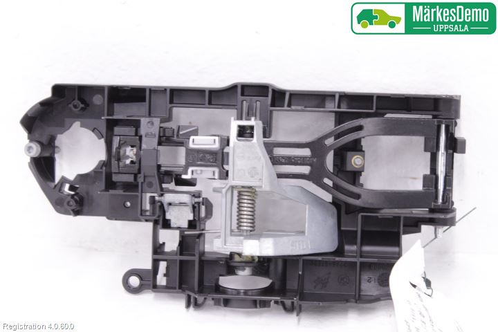 BMW 5 F10/F11/F18 09-17 Dörrhandtag Yttre Vä