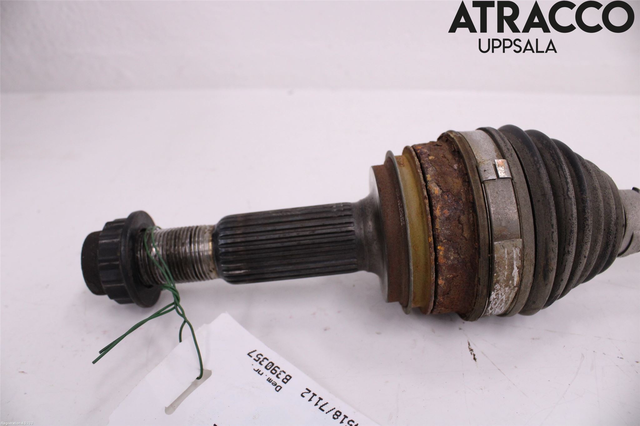 Toyota RAV4 13-18 Drivaxel Bak Höger