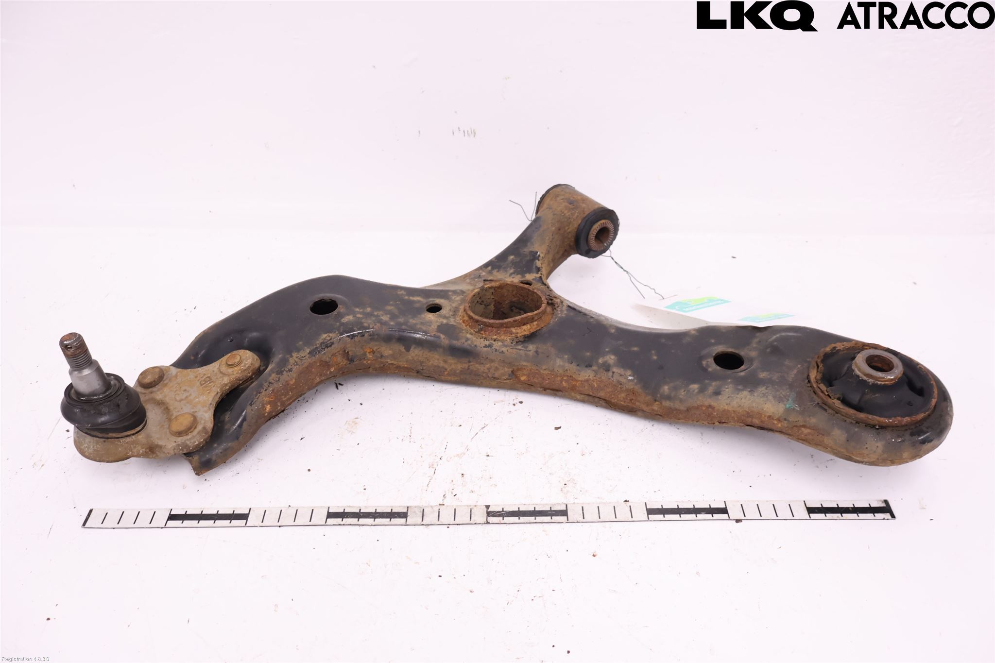 Toyota AURIS 13-19 Bärarm Fram Undre Vä