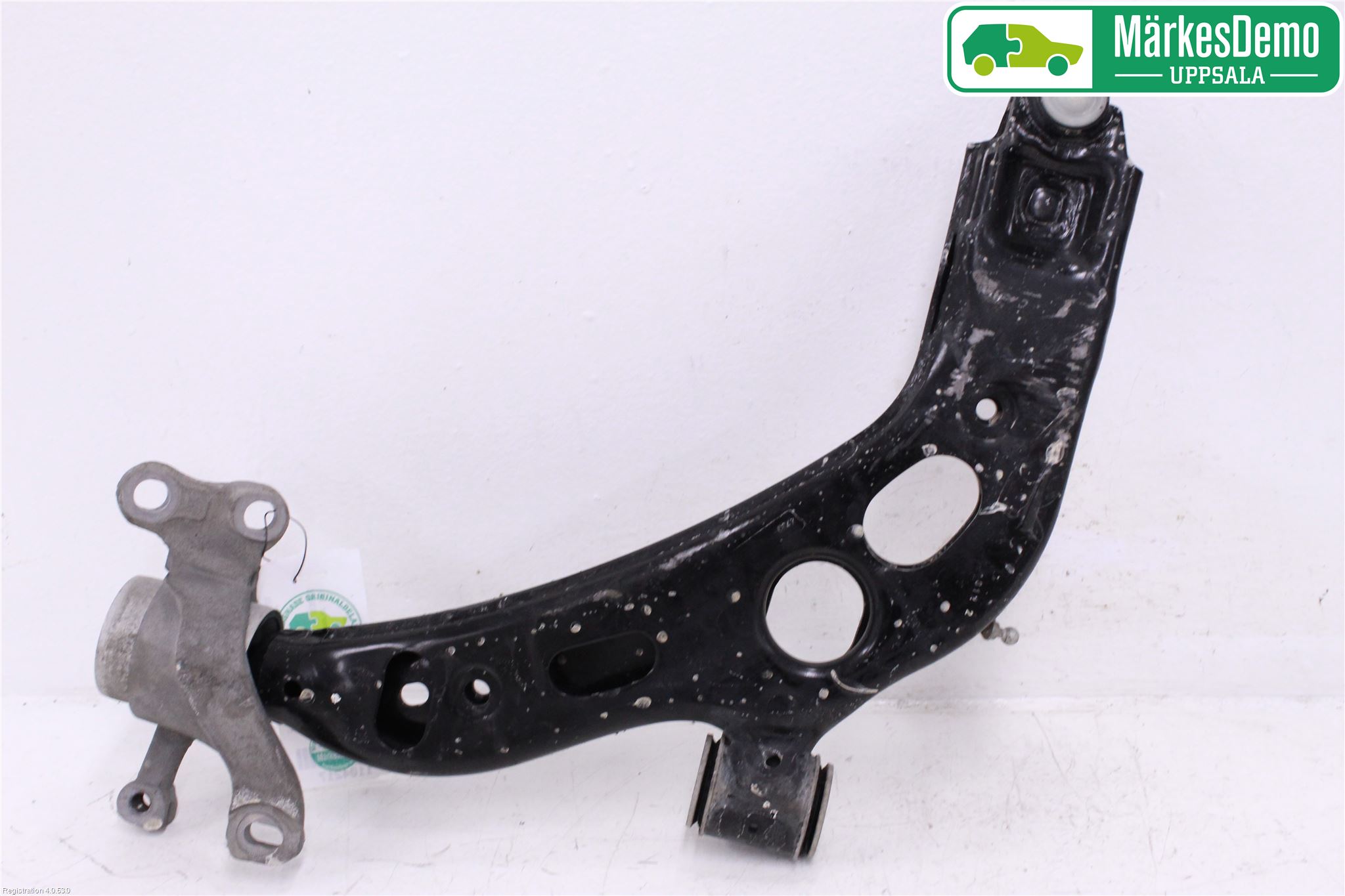 BMW 2 F45 Active Tourer 14-21 Bärarm Fram Undre Hö