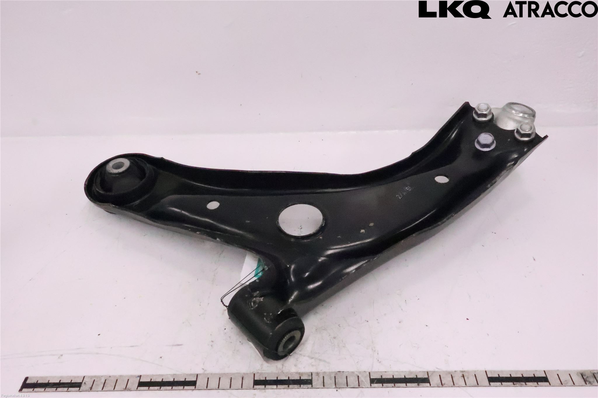 Toyota YARIS XP21 20- Bärarm Fram Undre Hö