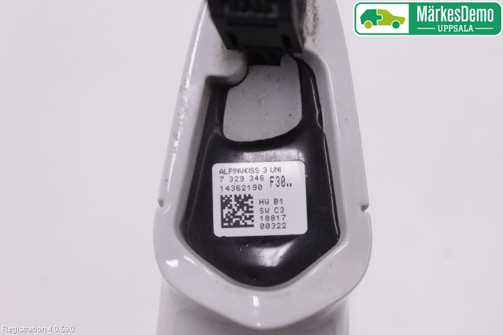 BMW 3 F30/F31/F80 12-19 Dörrhandtag Yttre Hö