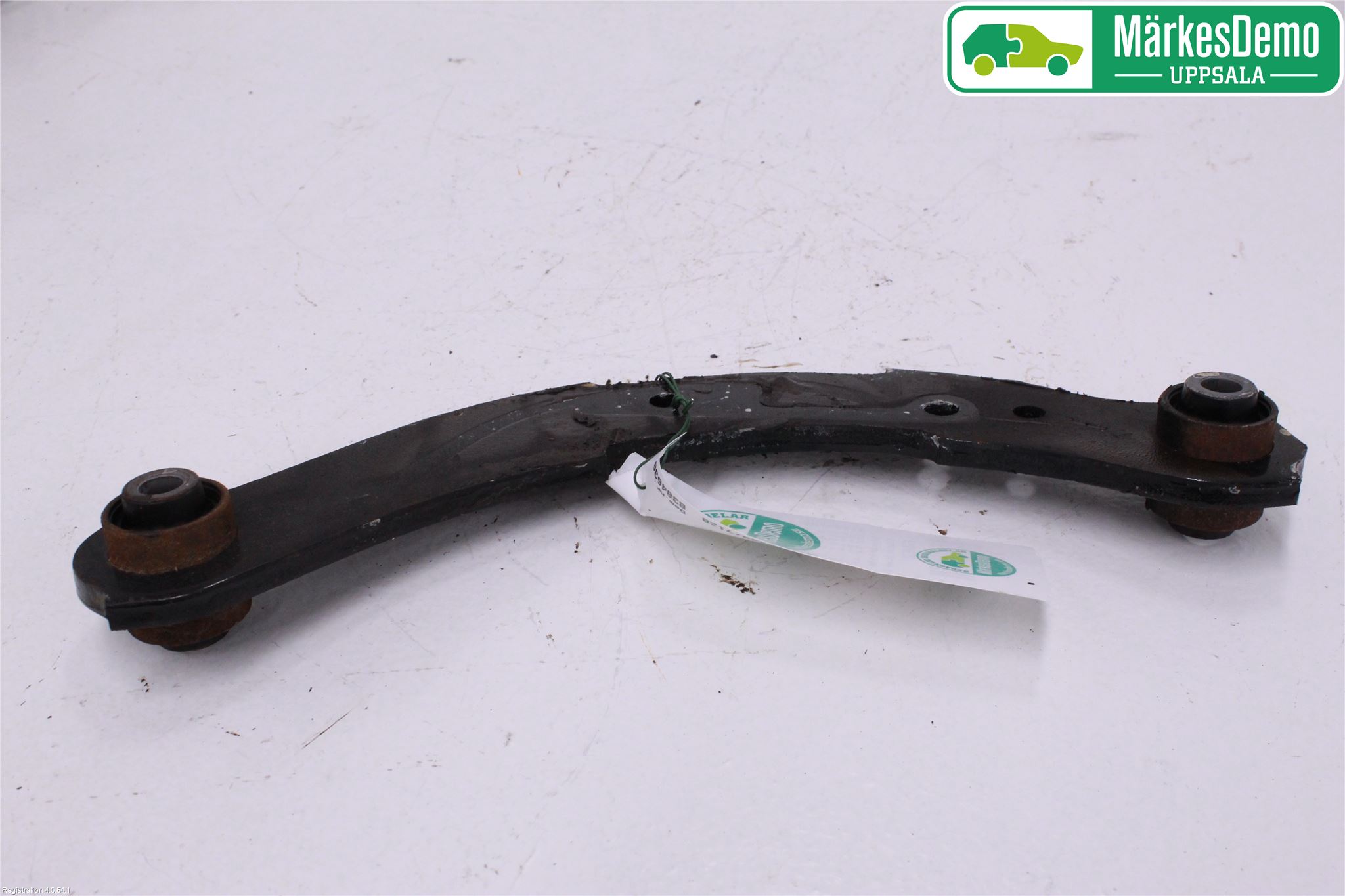 Mitsubishi OUTLANDER 13-21 Bärarm Bak Övre Höger