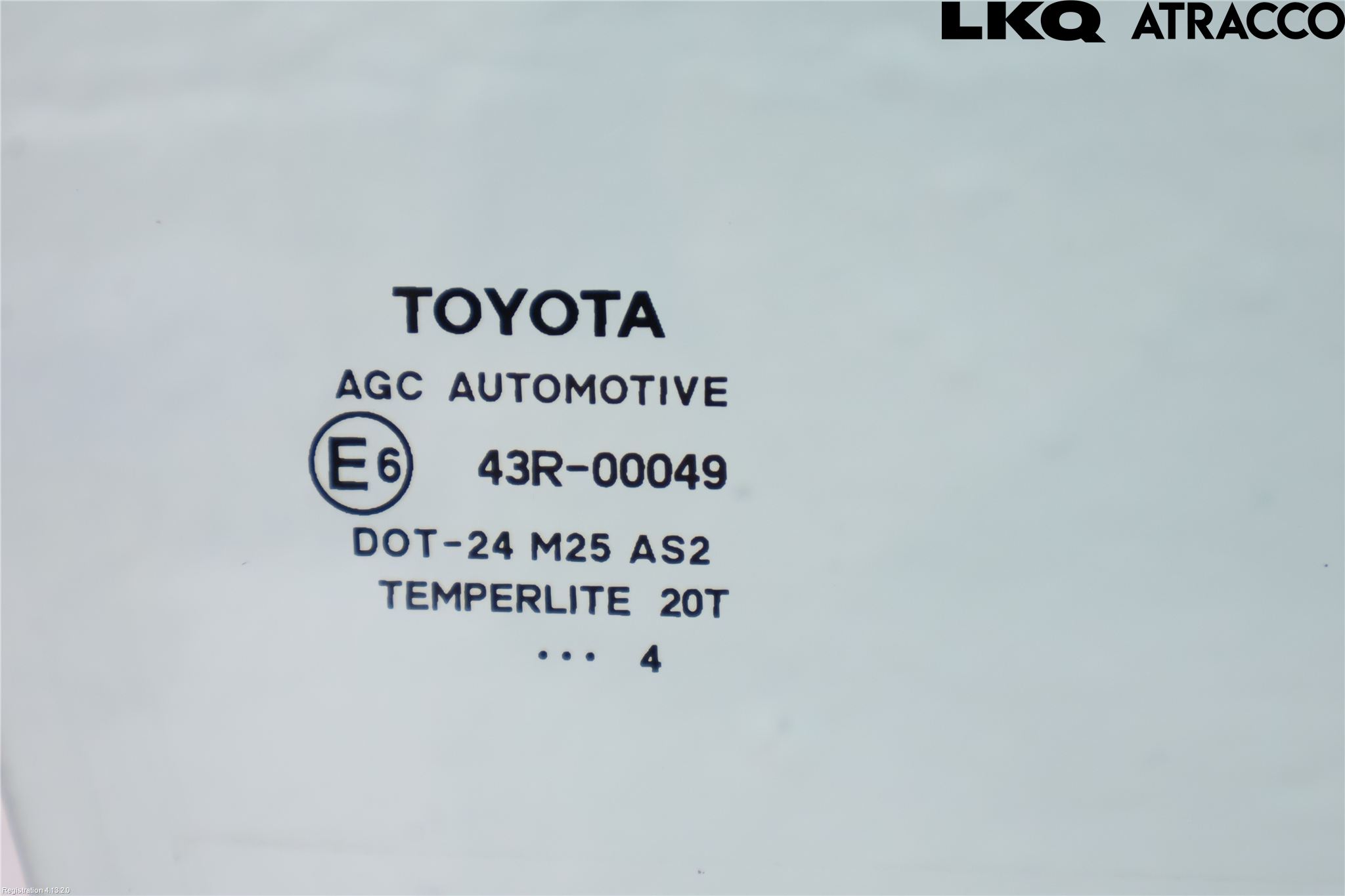 Toyota AURIS 13-19 Dörruta Fram Höger