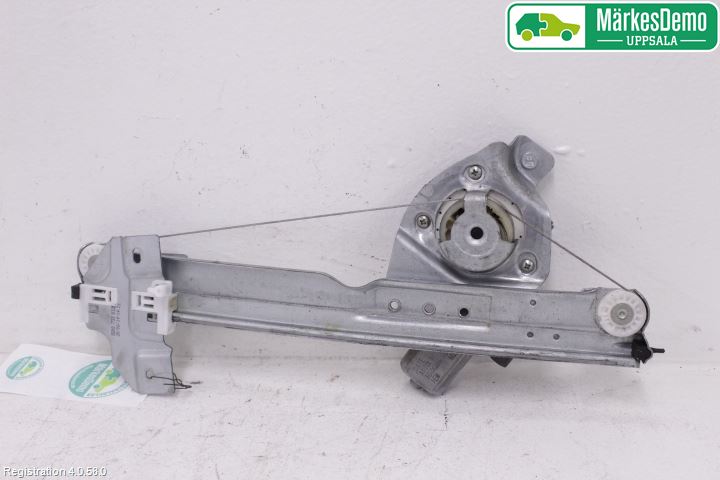 Dacia DUSTER 10-17 Fönsterhiss El Kompl