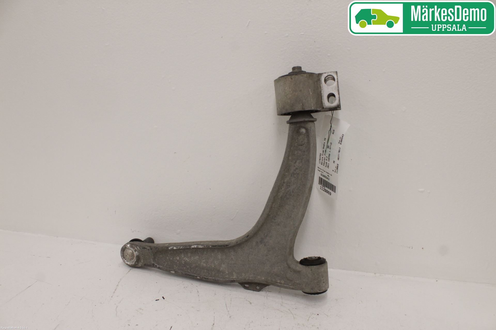 Saab 9-3 VER2/VER3 08-15 Bärarm Fram Undre Vä
