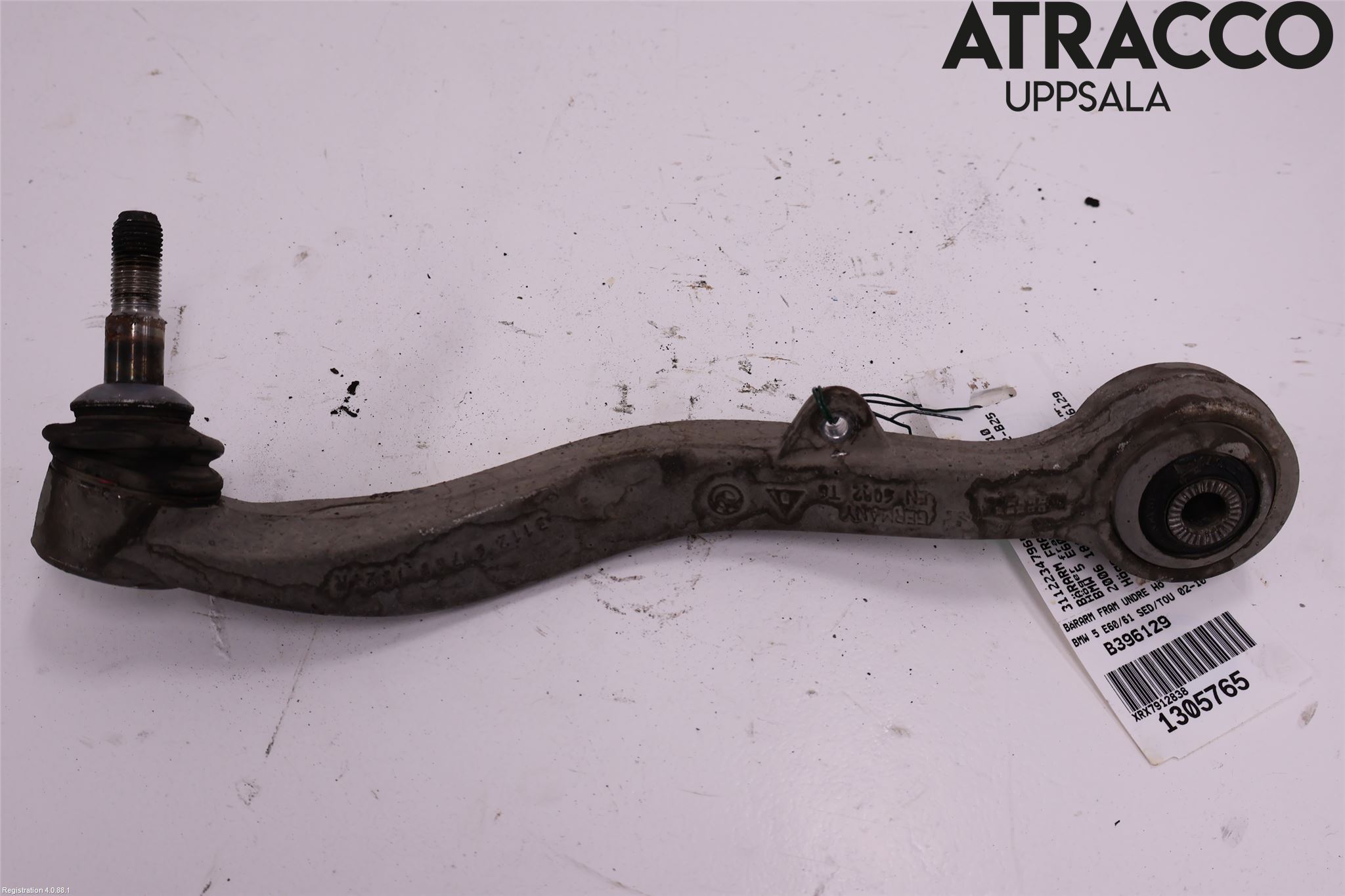 BMW 5 E60/61 Sed/Tou 02-10 Bärarm Fram Undre Hö
