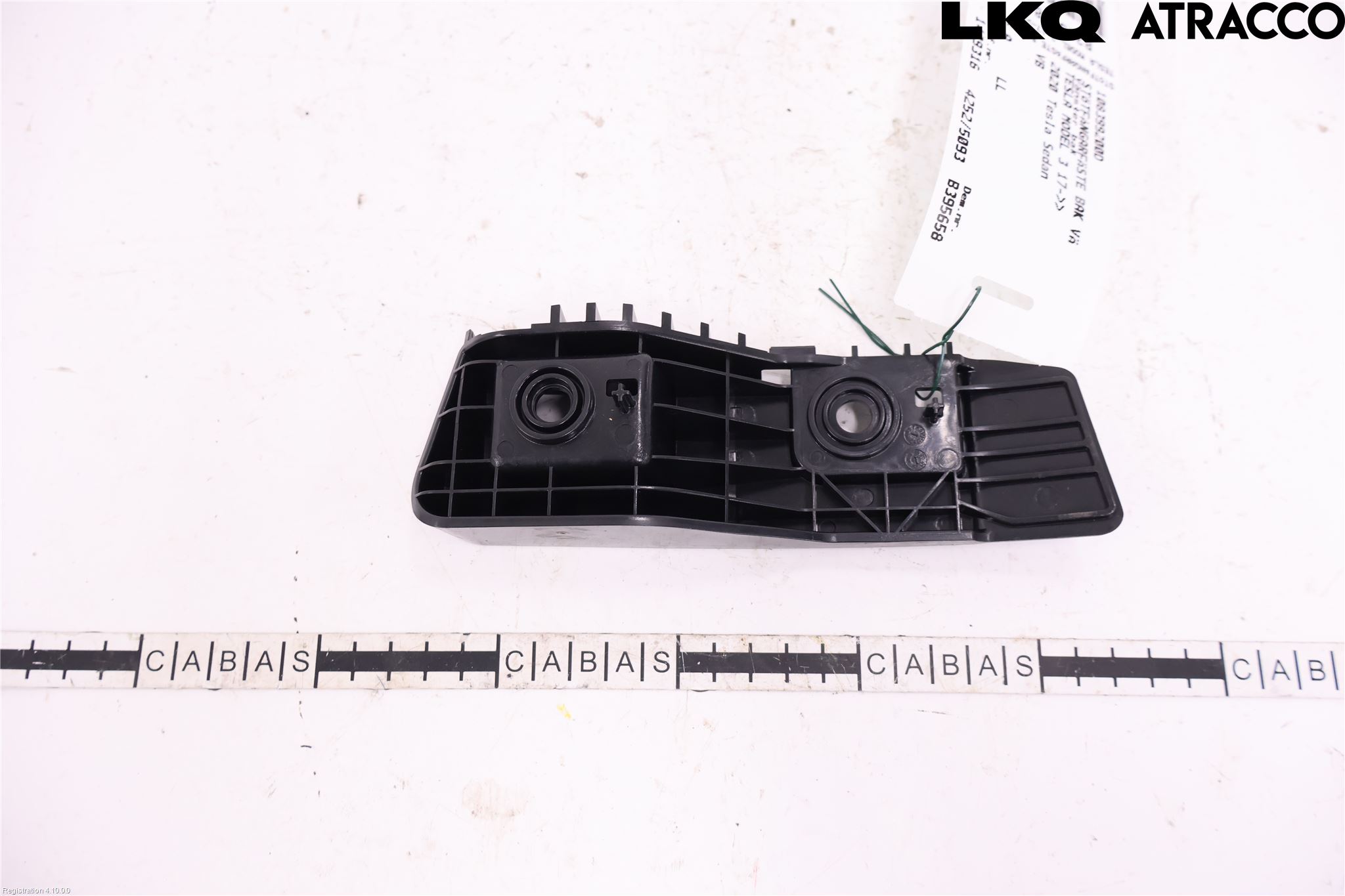 Tesla MODEL 3 17- Stötfångarfäste Bak Vä