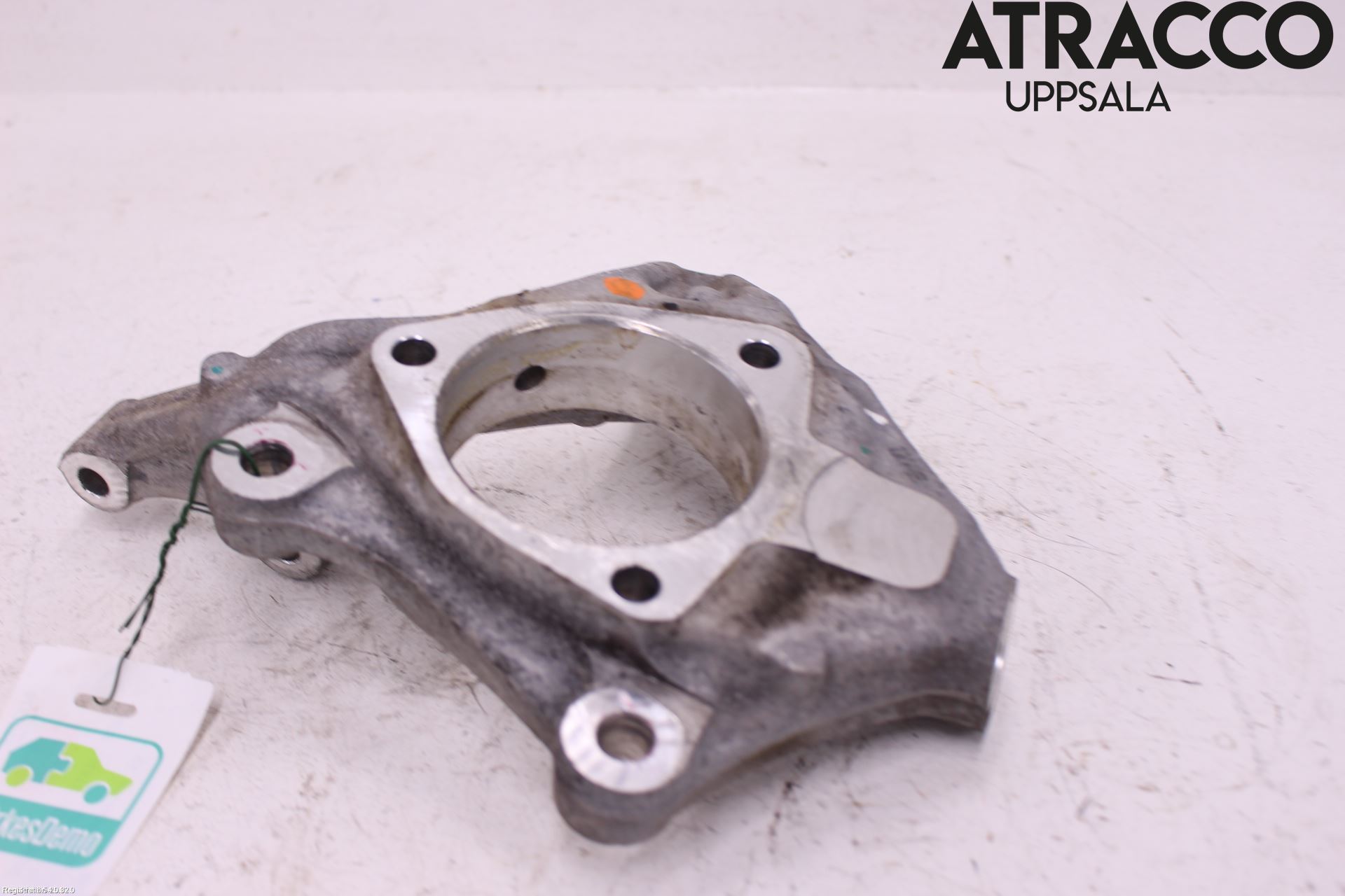 Opel ASTRA K 16-22 Styrspindel Lagerhus Vä