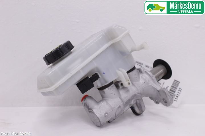 Volkswagen VW PASSAT 15-19 Broms Huvudcylinder