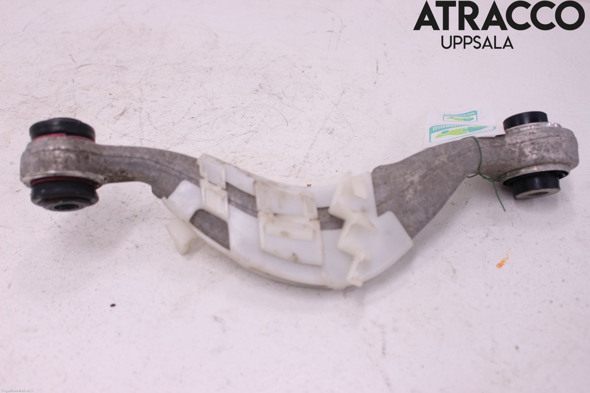 BMW 5 G30/G31/F90 17-23 Bärarm Bak Övre Vänster