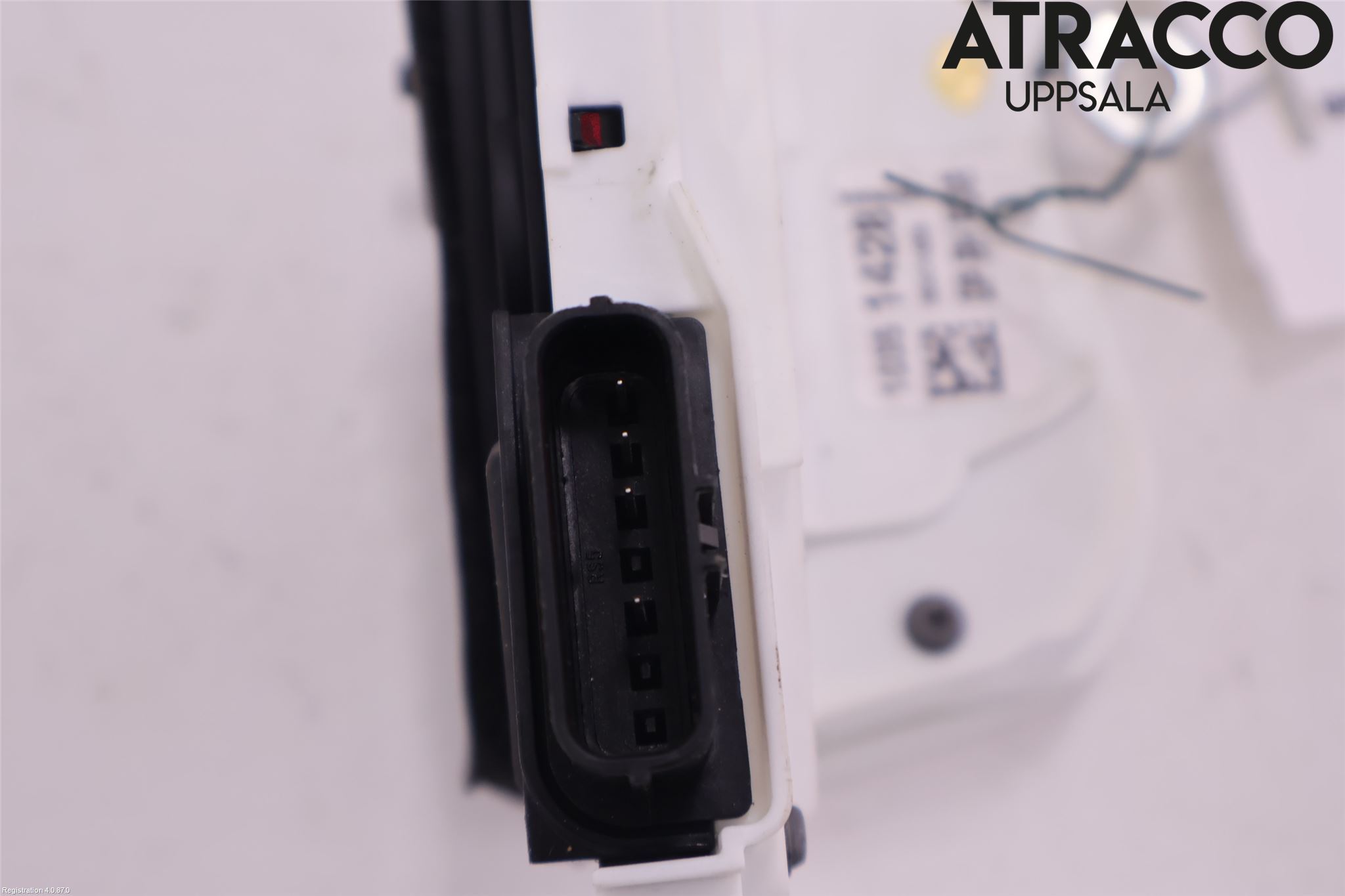 MG 5 22- Låskista-Dörrlås