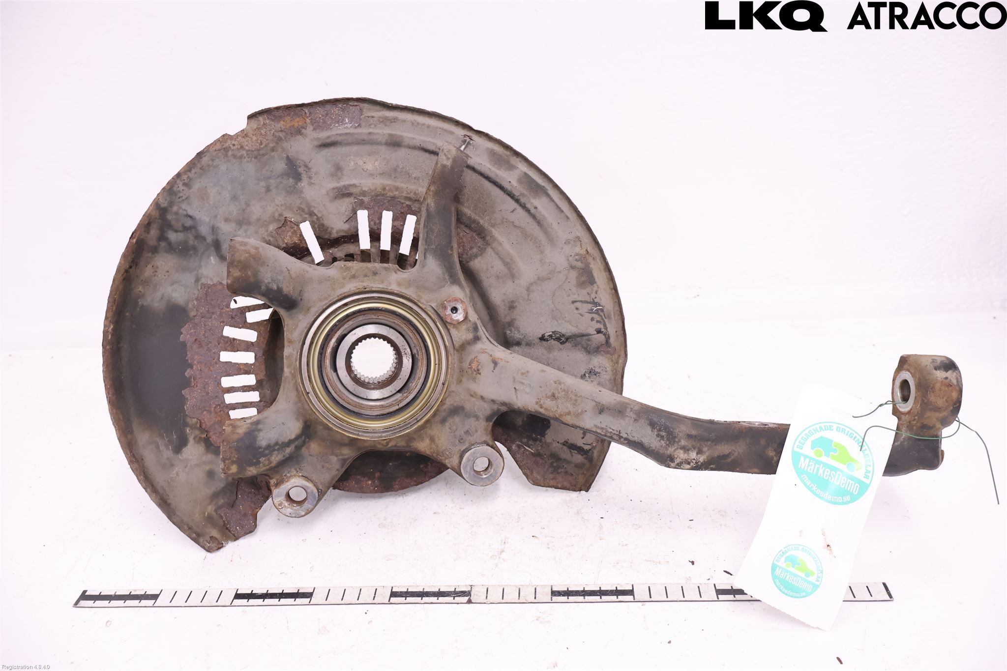 Toyota HILUX 16- Styrspindel Lagerhus Hö