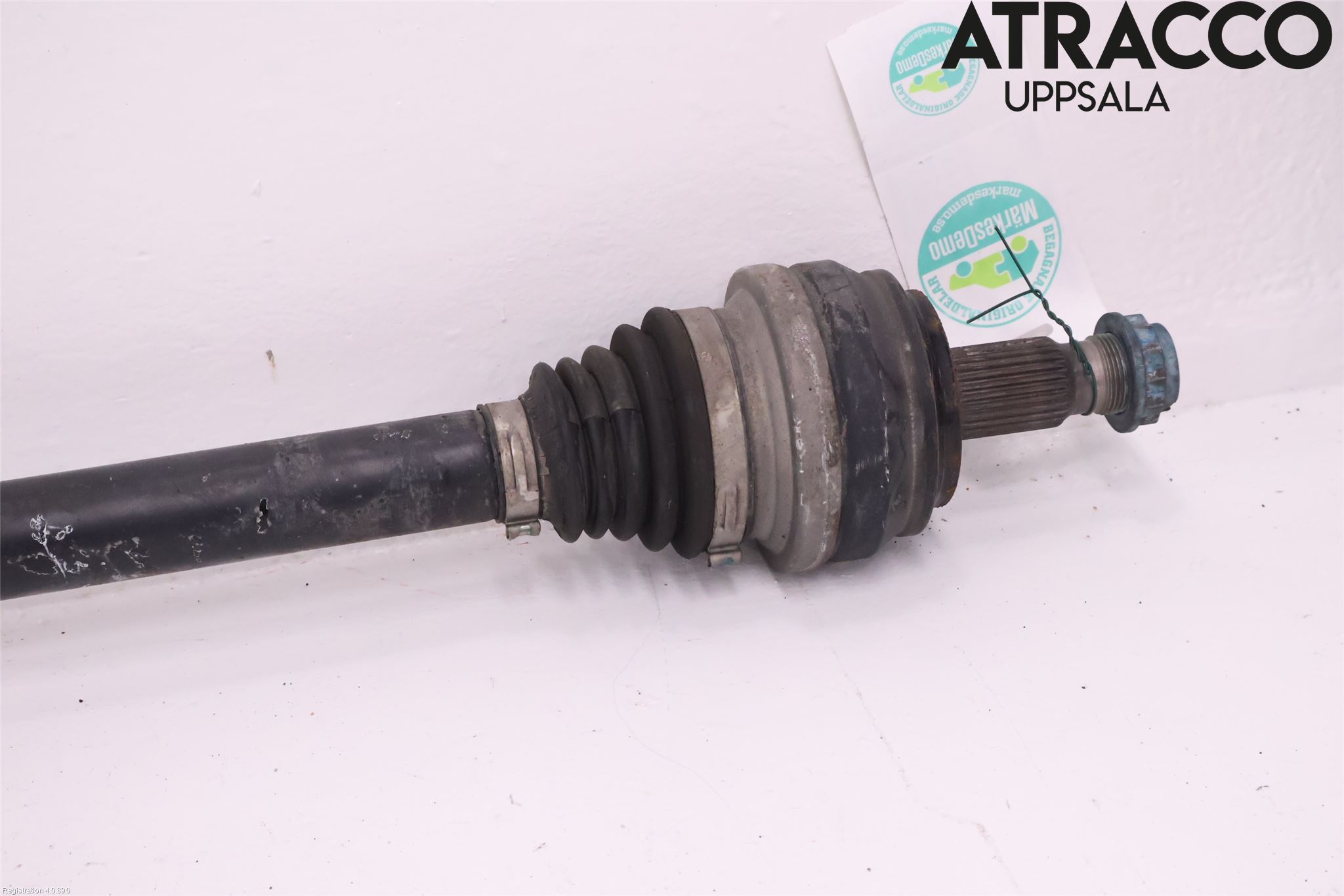 Mercedes-Benz MB C-KLASS (W205) 14-21 Drivaxel Bak Vänster