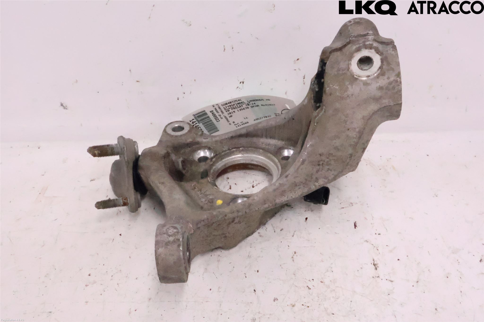 Volkswagen VW PASSAT 15-19 Styrspindel Lagerhus Hö