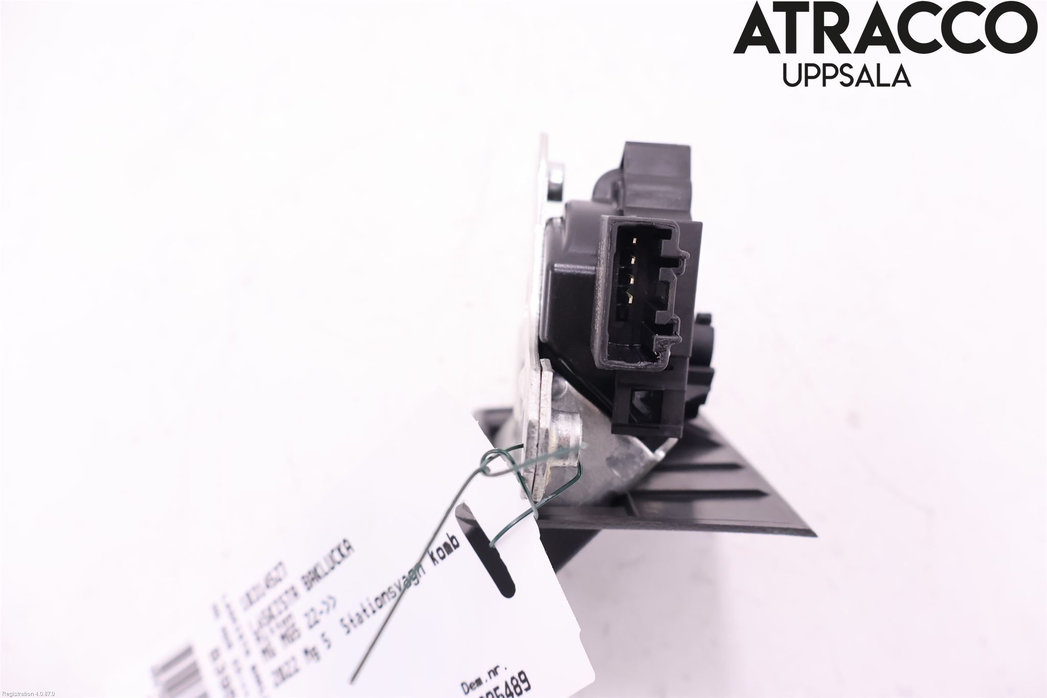 MG 5 22- Låskista Baklucka