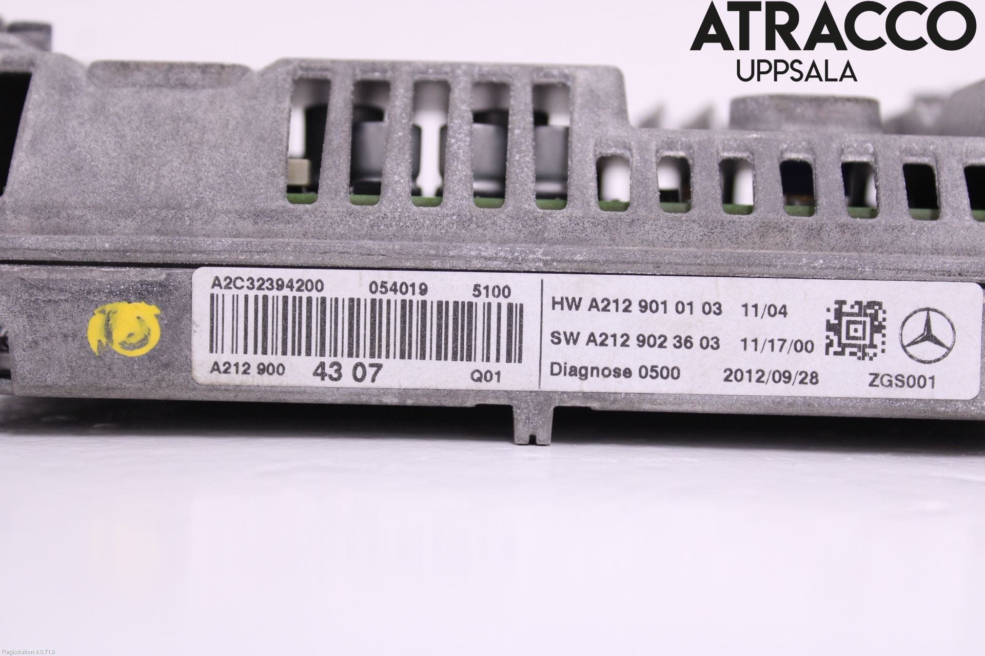 Mercedes-Benz MB E-KLASS (W212) 09-16 Bildskärm