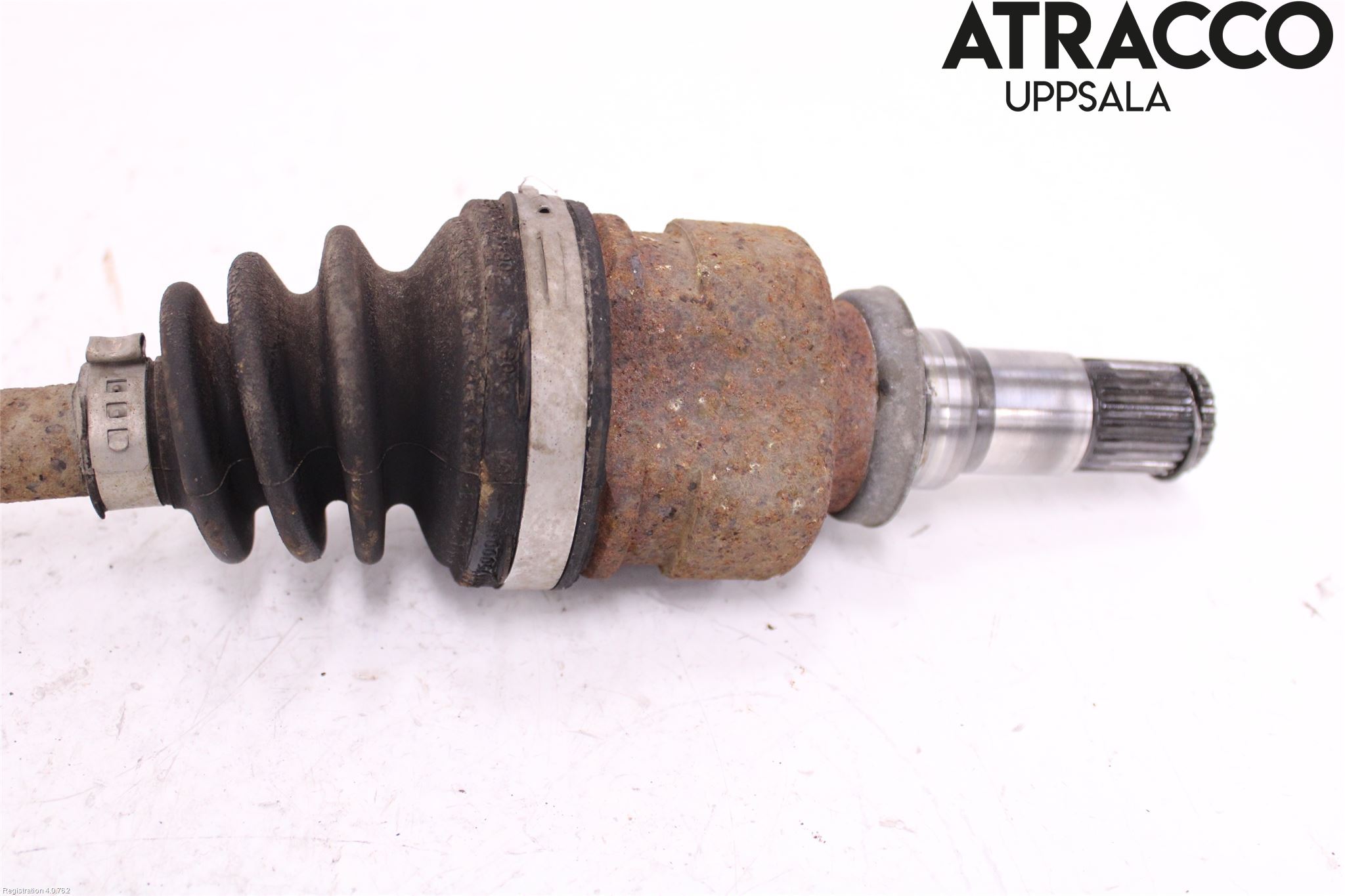 Toyota AYGO 06-14 Drivaxel Fram Vänster