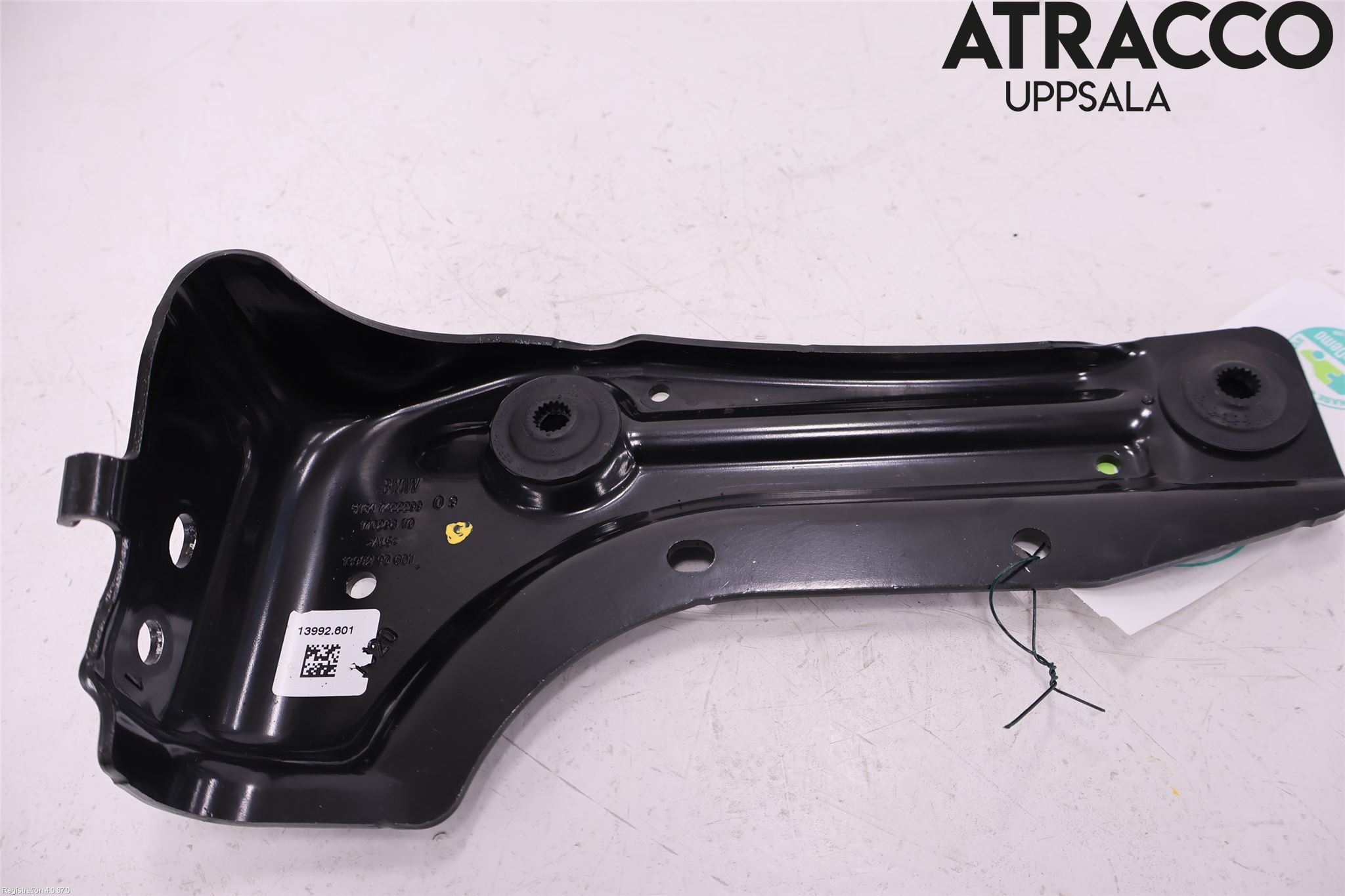 BMW 3 G20/G21/G80/G81 19- Kylarfäste-Ram-Balk