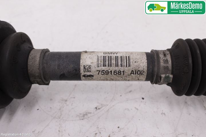 BMW X1 E84 10-15 Drivaxel Fram Vänster