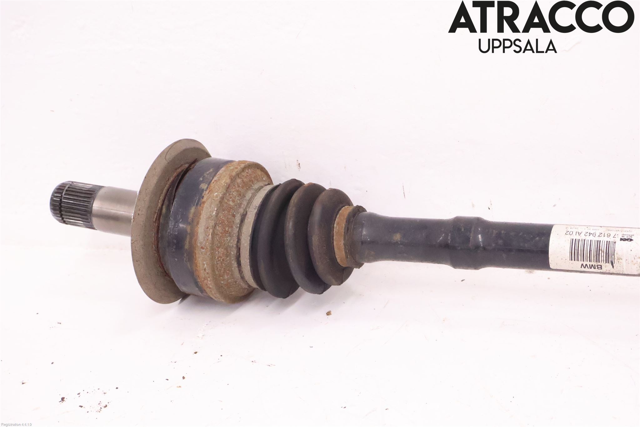 BMW 5 F10/F11/F18 09-17 Drivaxel Bak Höger