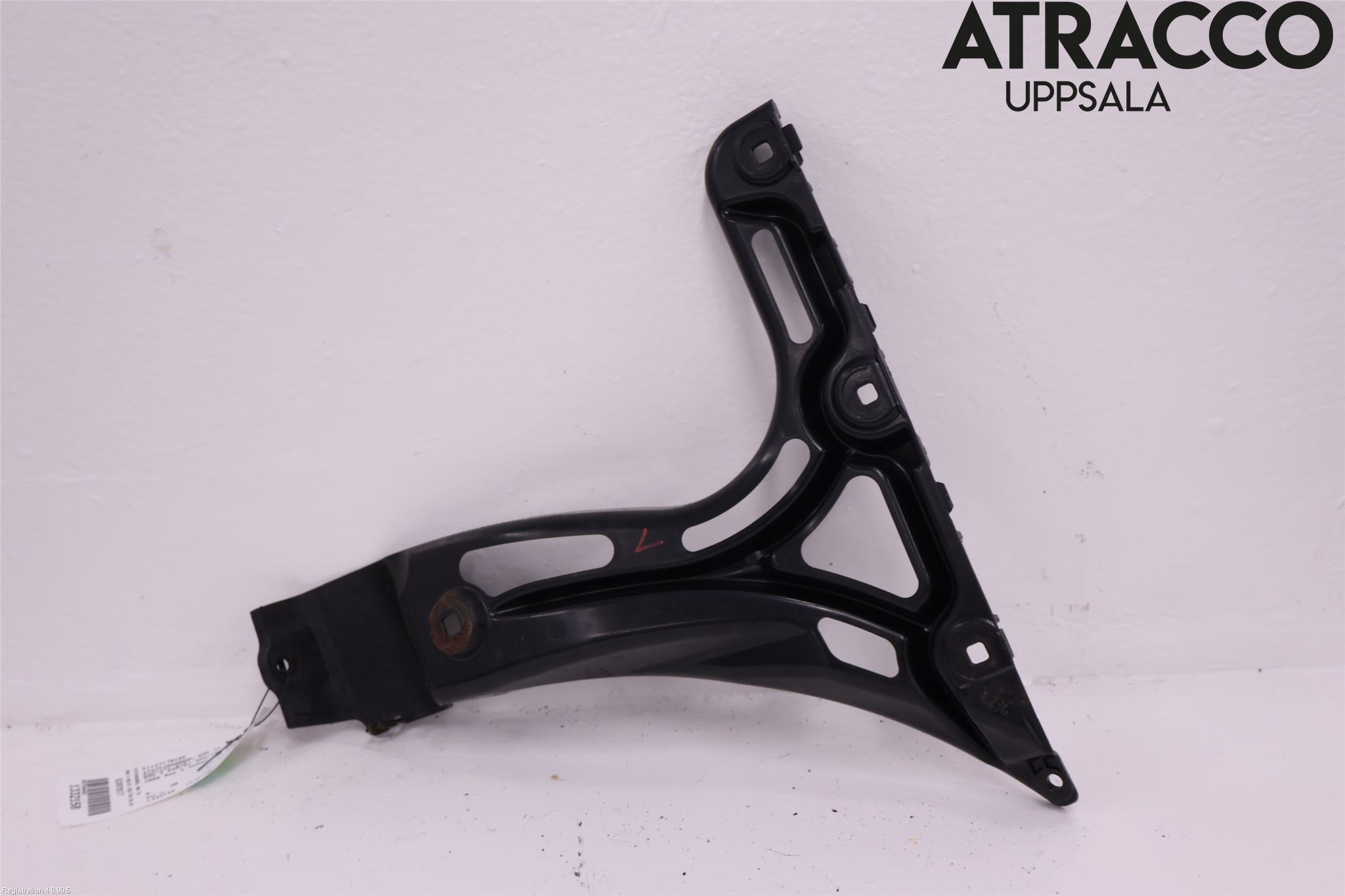 BMW 5 E60/61 Sed/Tou 02-10 Stötfångardel Bak Vä