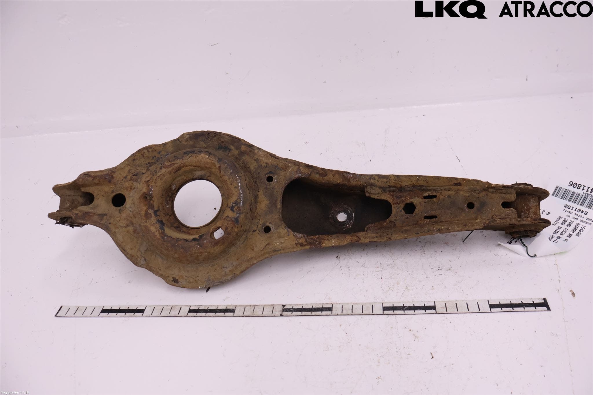 Ford FOCUS 08-11 Bärarm Bak Vänster