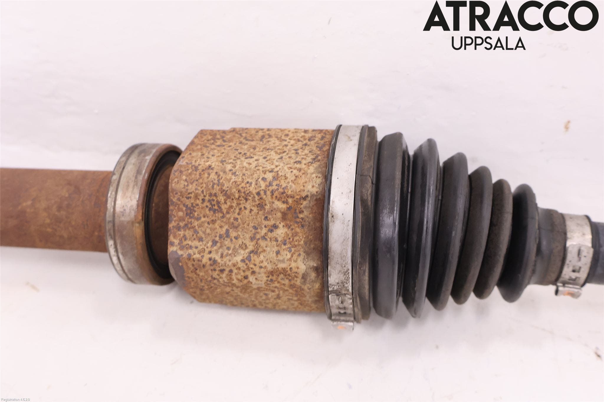 Volvo V60 11-13 Drivaxel Fram Höger