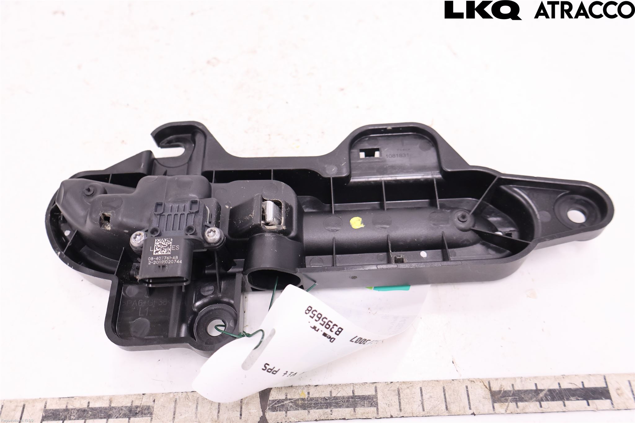 Tesla MODEL 3 17- Dörrhandtag Yttre Vä