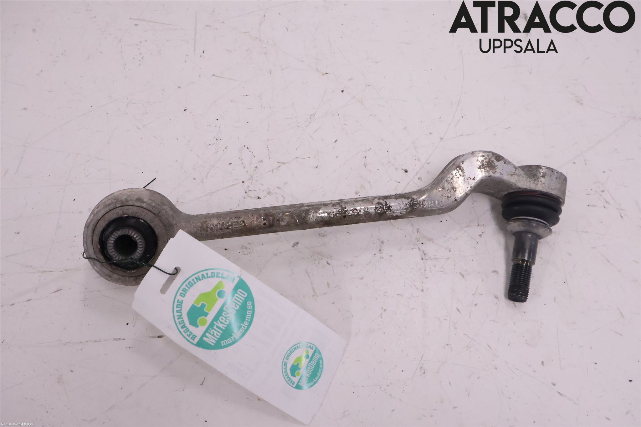 BMW 3 E90/91 SED/TOU 05-12 Bärarm Fram Undre Vä