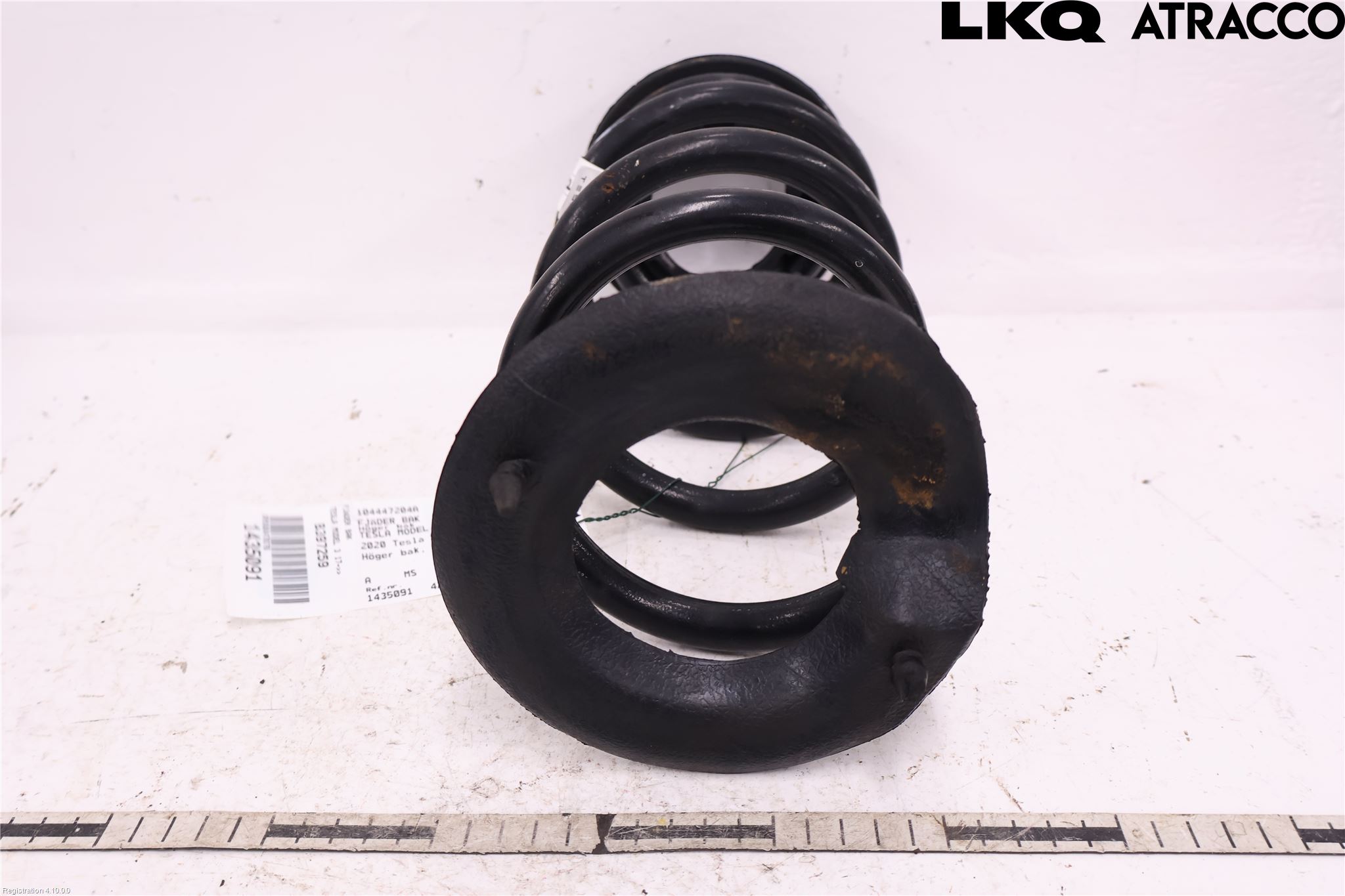 Tesla MODEL 3 17- Fjäder Bak