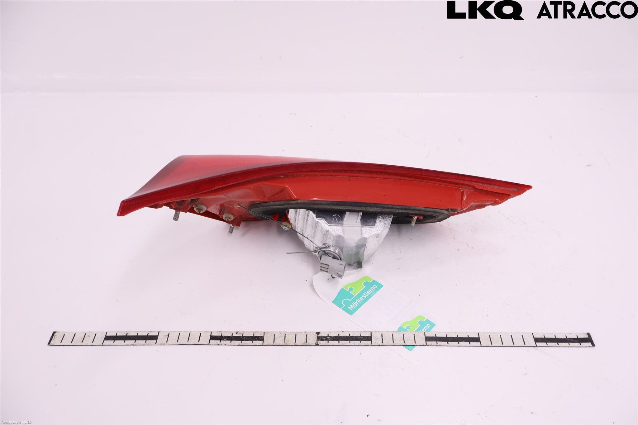 Toyota AURIS 13-19 Bakljus Lucka Hö