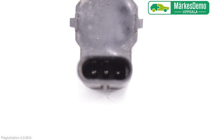 BMW 5 F10/F11/F18 09-17 Parkeringshjälp Frontsensor