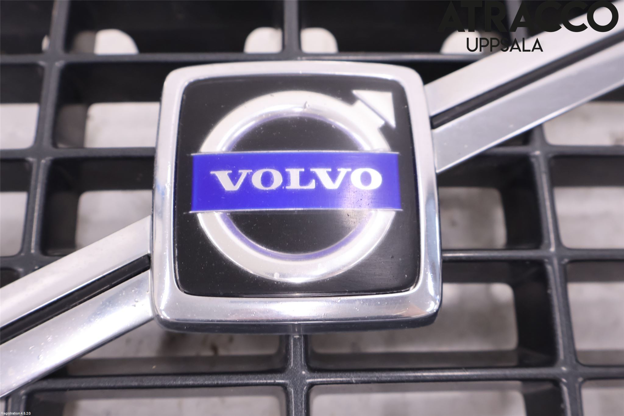 Volvo S60 01-04 Grill Komp