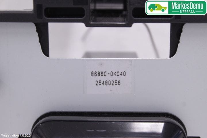 Toyota HILUX 16- Antenn