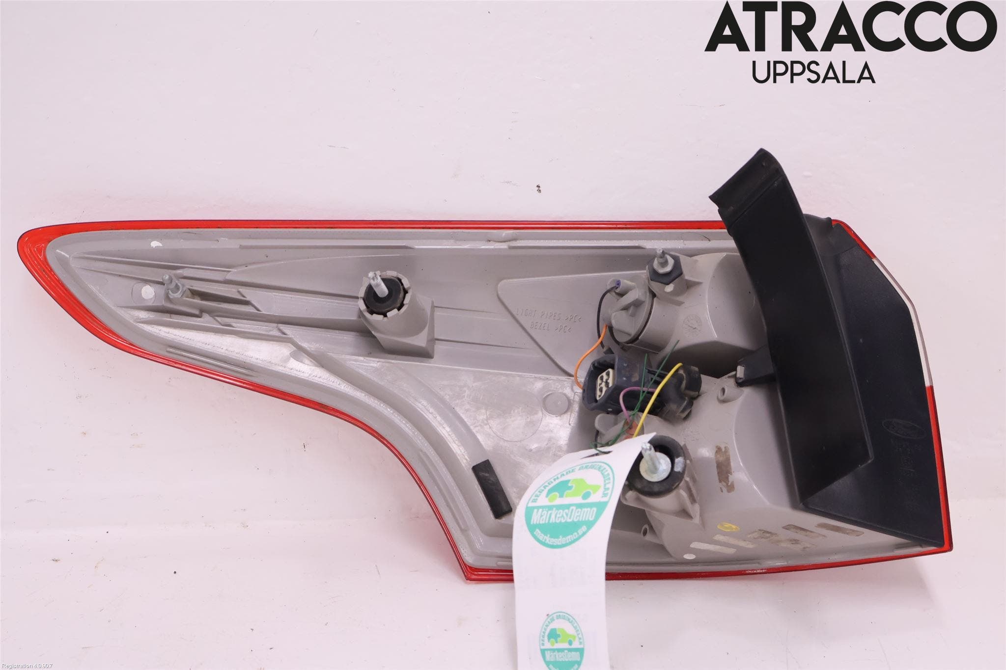 Ford FOCUS 11-14 Bakljus Höger